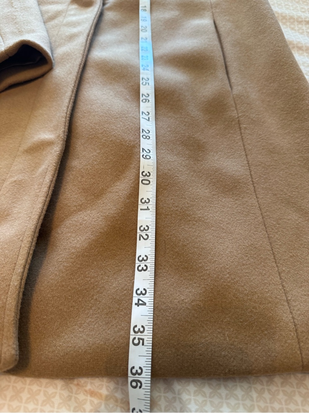 Old Navy Women's Lady Coat Funnel
Acacia Tan Trench Overcoat - Size L. - Picture 6 of 11